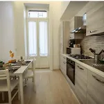 Luxury In Napels