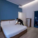 Luxury In Napels